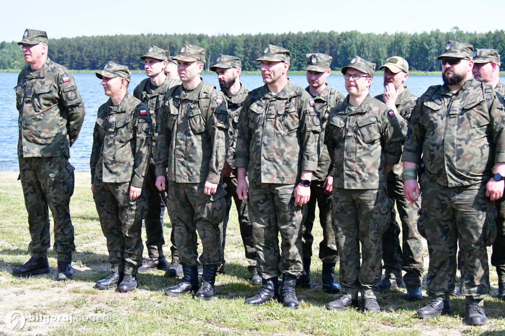Nad zbiornikiem Biszcza - Żary ćwiczą służby powiatu biłgorajskiego