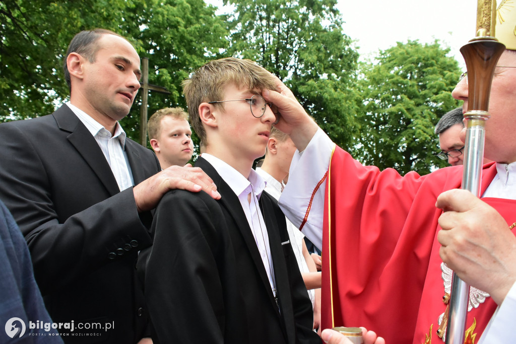 Bierzmowanie w sanktuarium św. Marii Magdaleny w Biłgoraju
