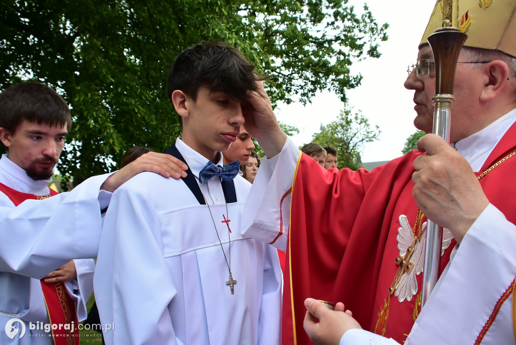 Bierzmowanie w sanktuarium św. Marii Magdaleny w Biłgoraju