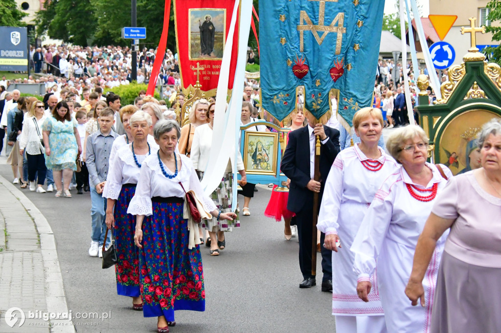 Procesje Bożego Ciała na ulicach Biłgoraja