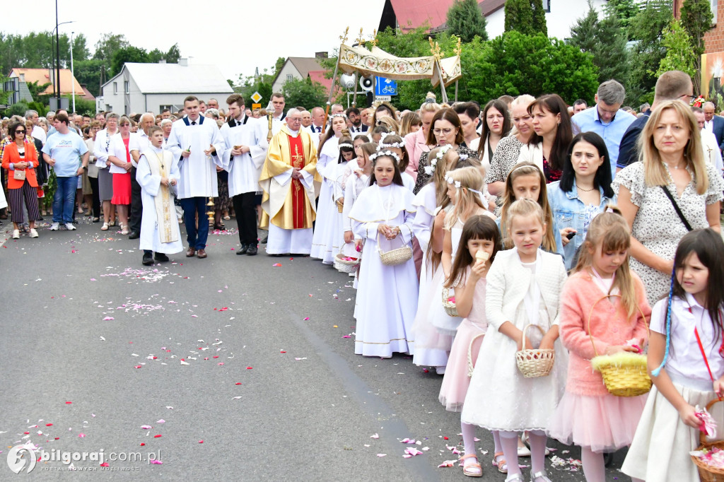 Procesje Bożego Ciała na ulicach Biłgoraja