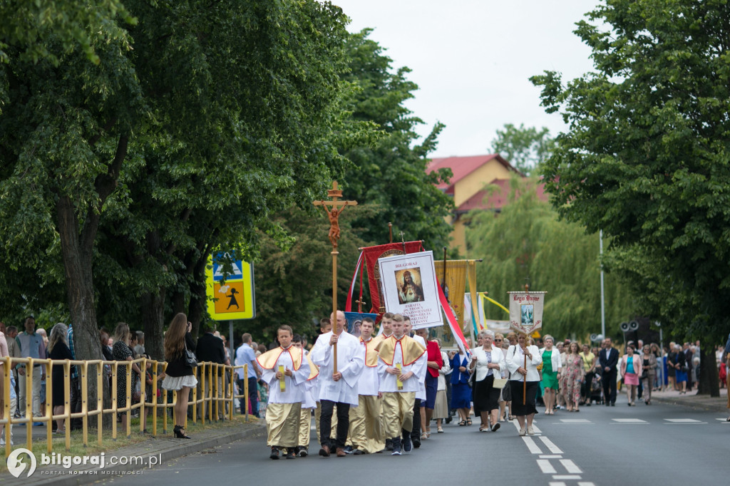 Procesja Bożego Ciała w parafii Wniebowziecia NMP w Biłgoraju