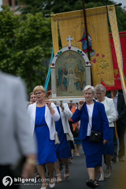 Procesja Bożego Ciała w parafii Wniebowziecia NMP w Biłgoraju