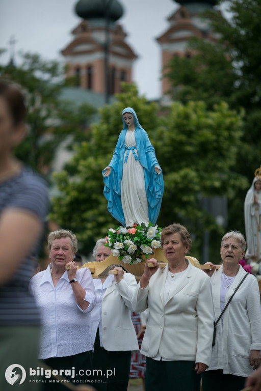 Procesja Bożego Ciała w parafii Wniebowziecia NMP w Biłgoraju