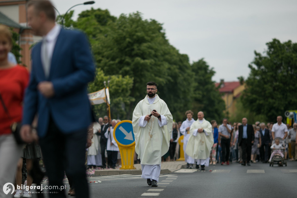 Procesja Bożego Ciała w parafii Wniebowziecia NMP w Biłgoraju