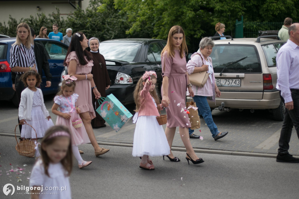 Procesja Bożego Ciała w parafii Wniebowziecia NMP w Biłgoraju