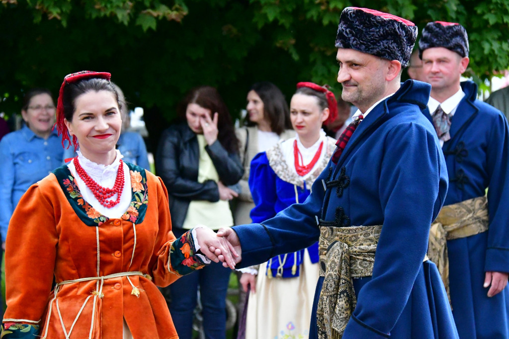 Od chodzonego do poloneza