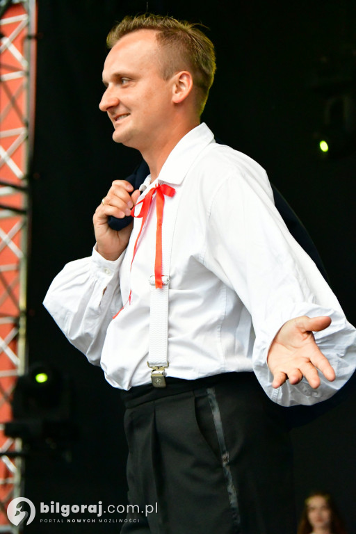 Folk na wybiegu, czyli ludowy pokaz mody