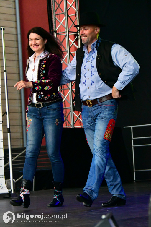 Folk na wybiegu, czyli ludowy pokaz mody