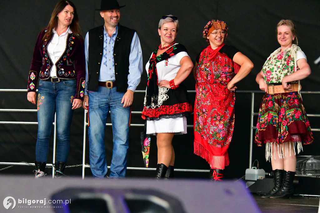 Folk na wybiegu, czyli ludowy pokaz mody