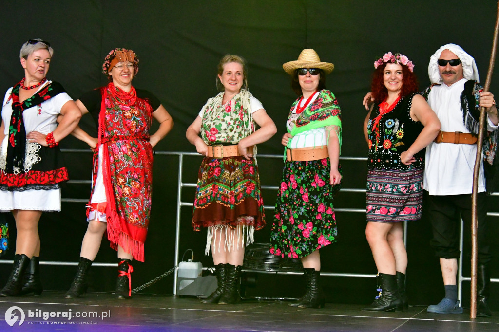 Folk na wybiegu, czyli ludowy pokaz mody