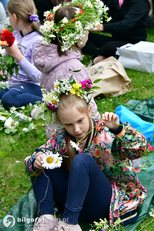 Wicie wianków w Zespole Mlyńskim w Biłgoraju
