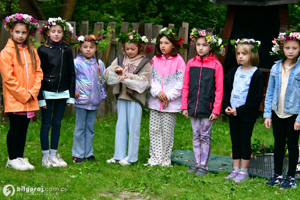 Wicie wianków w Zespole Mlyńskim w Biłgoraju