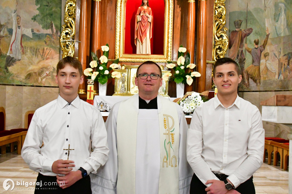 Biłgoraj. Bierzmowanie młodzieży w kościele św. Jerzego