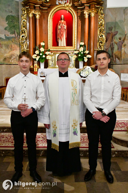 Biłgoraj. Bierzmowanie młodzieży w kościele św. Jerzego