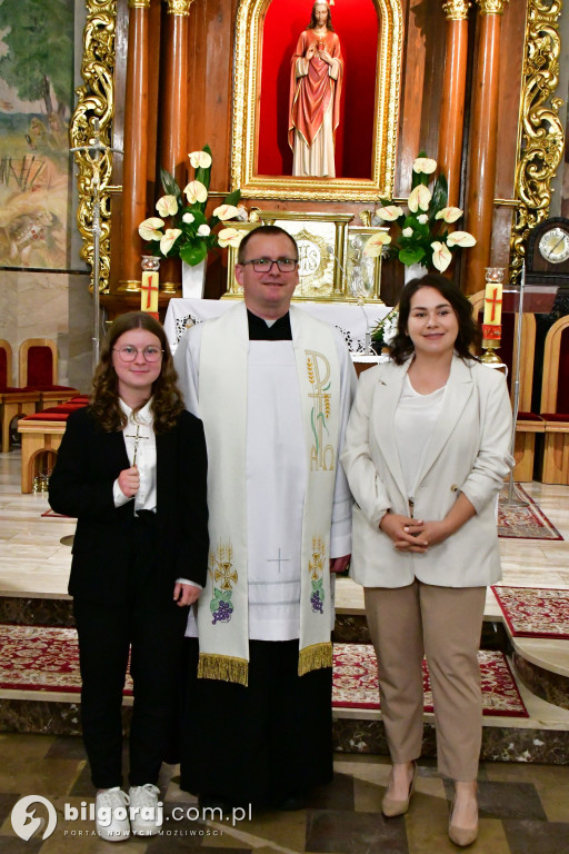 Biłgoraj. Bierzmowanie młodzieży w kościele św. Jerzego