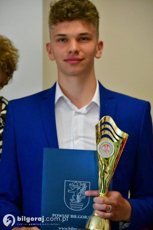 Dzień sportowca w Starostwie Powiatowym w Biłgoraju