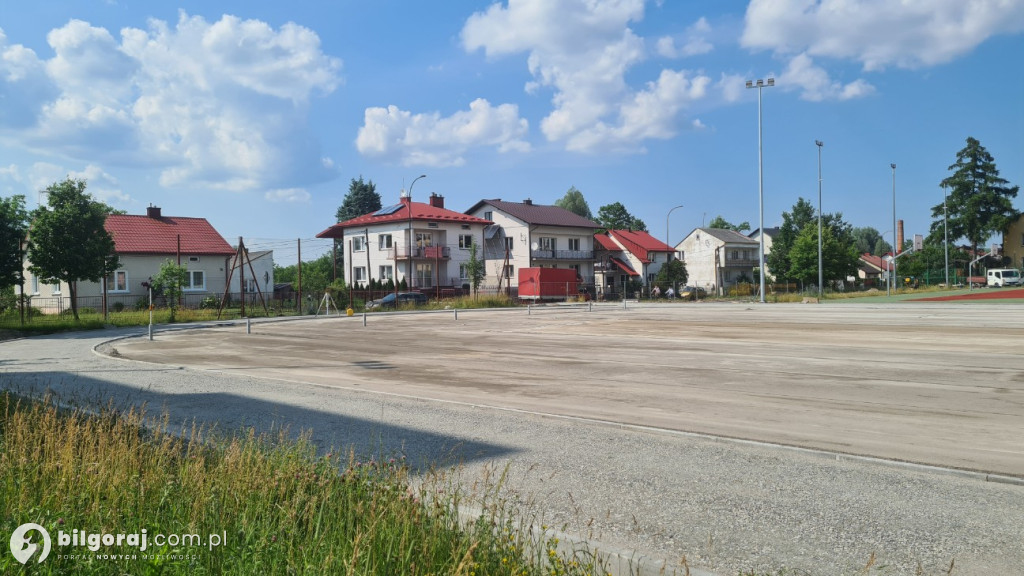 Przy Trójce w Biłgoraju powstaje boisko