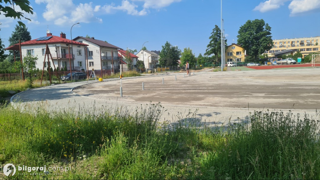 Przy Trójce w Biłgoraju powstaje boisko