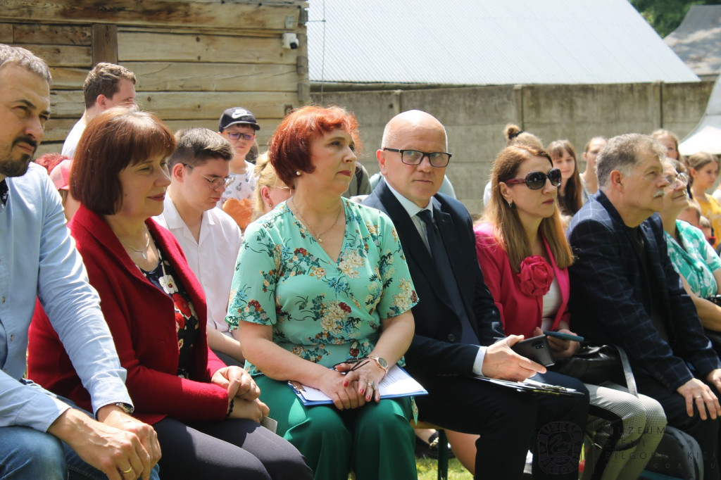 Polskie stroje ludowe w Zespole Młyńskim w Biłgoraju