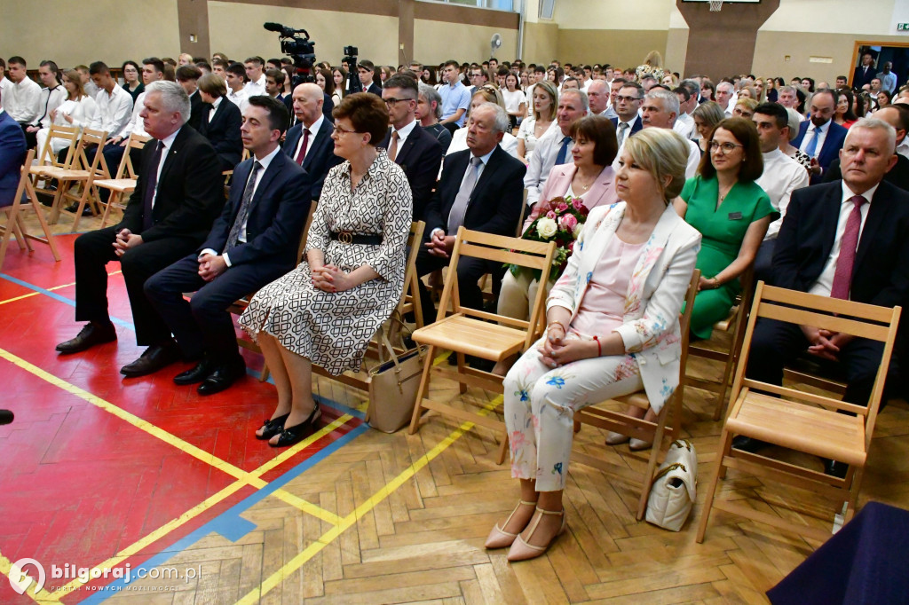 Biłgoraj. Wojewódzkie obchody zakończenie roku szkolnego 2022/2023, z udziałem Lubelskiego Kuratora Oświaty Teresy Misiuk
