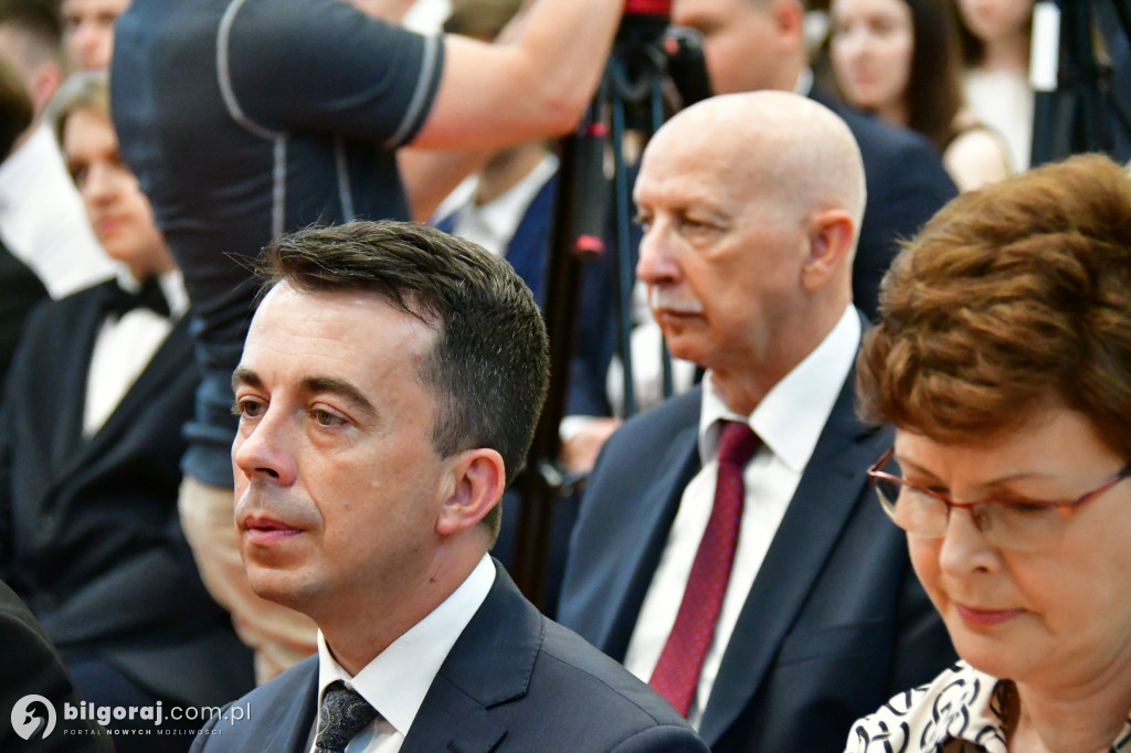 Biłgoraj. Wojewódzkie obchody zakończenie roku szkolnego 2022/2023, z udziałem Lubelskiego Kuratora Oświaty Teresy Misiuk