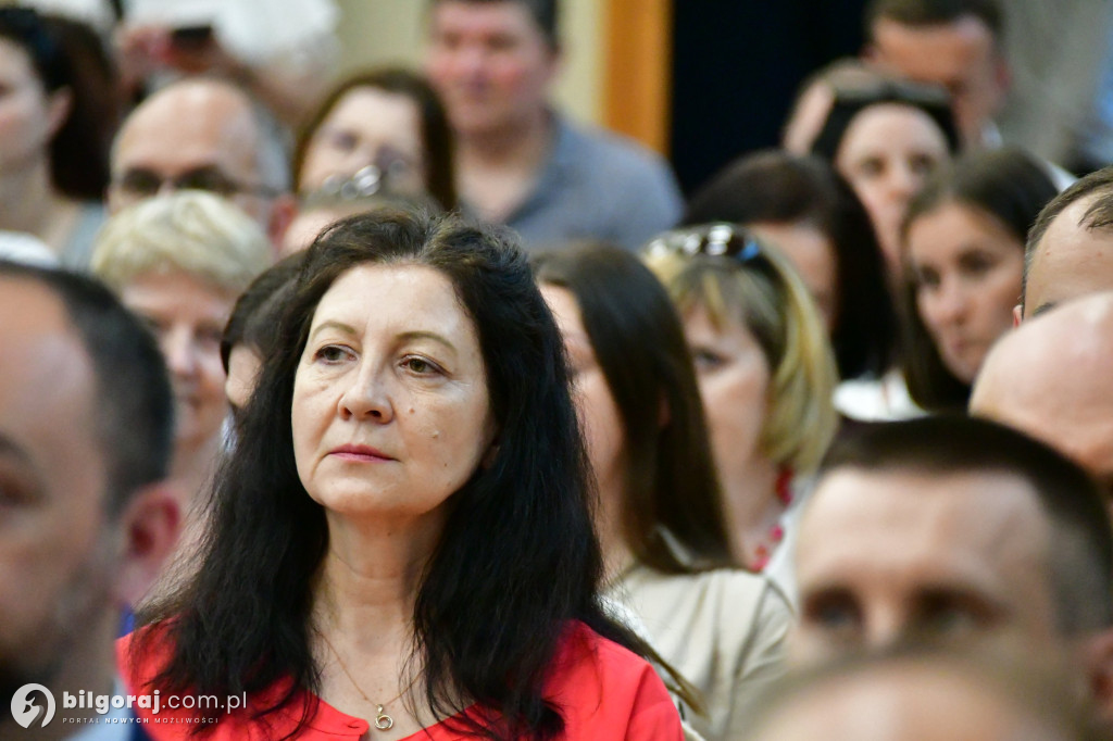 Biłgoraj. Wojewódzkie obchody zakończenie roku szkolnego 2022/2023, z udziałem Lubelskiego Kuratora Oświaty Teresy Misiuk