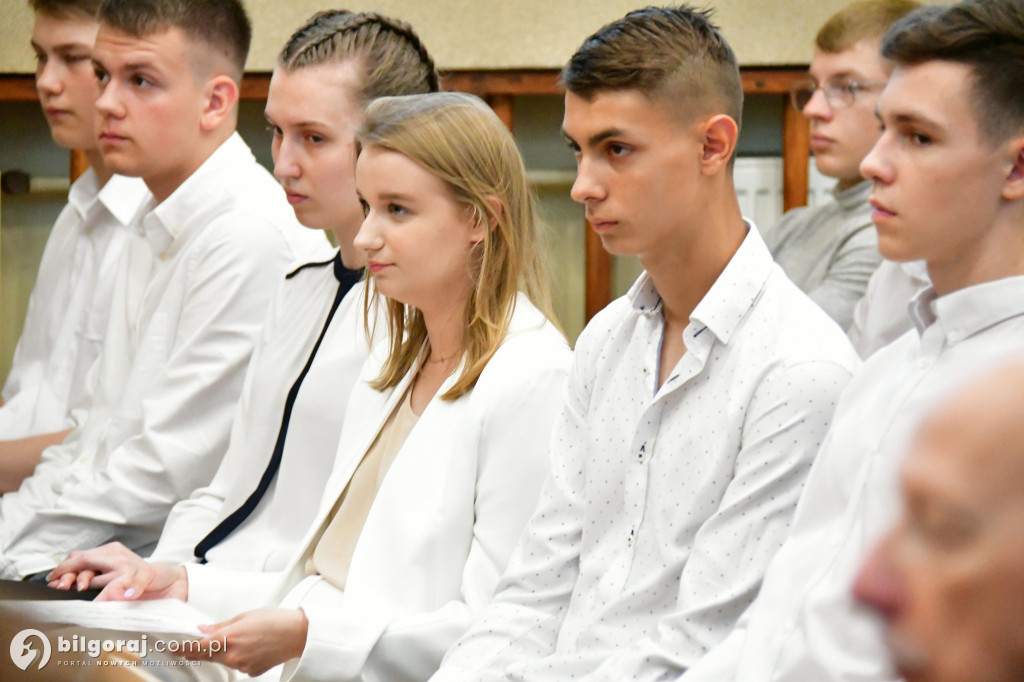 Biłgoraj. Wojewódzkie obchody zakończenie roku szkolnego 2022/2023, z udziałem Lubelskiego Kuratora Oświaty Teresy Misiuk