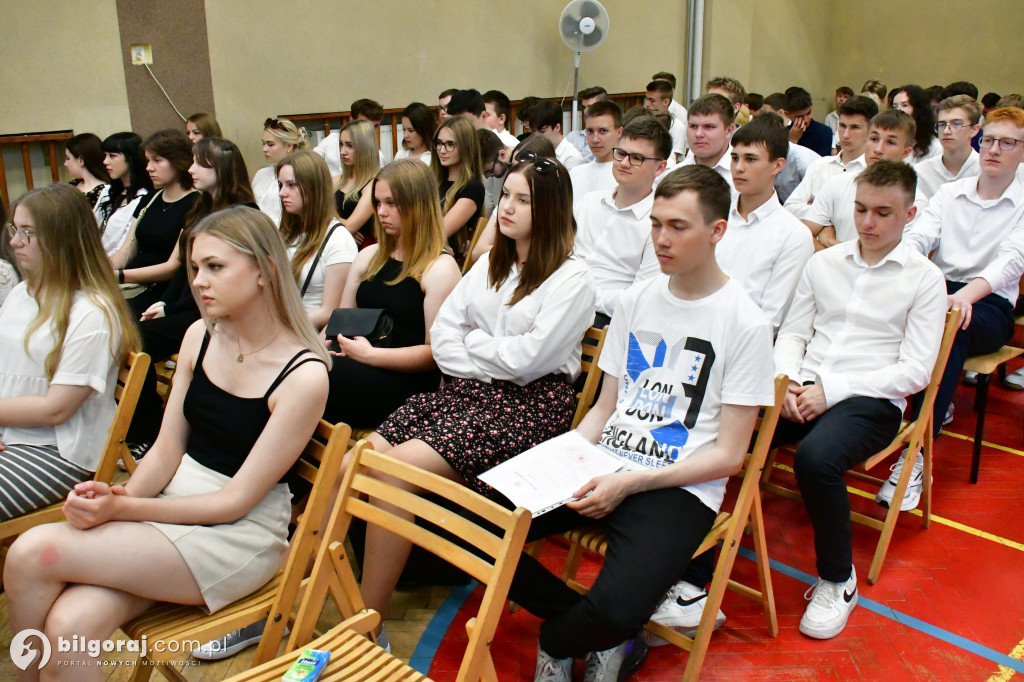 Biłgoraj. Wojewódzkie obchody zakończenie roku szkolnego 2022/2023, z udziałem Lubelskiego Kuratora Oświaty Teresy Misiuk