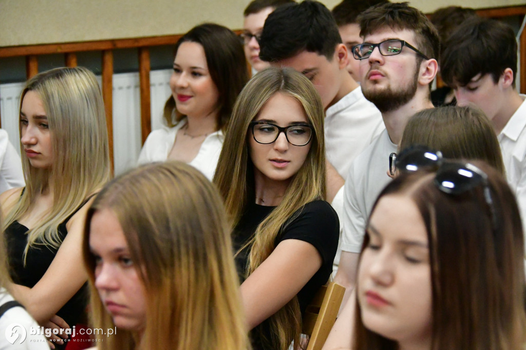 Biłgoraj. Wojewódzkie obchody zakończenie roku szkolnego 2022/2023, z udziałem Lubelskiego Kuratora Oświaty Teresy Misiuk