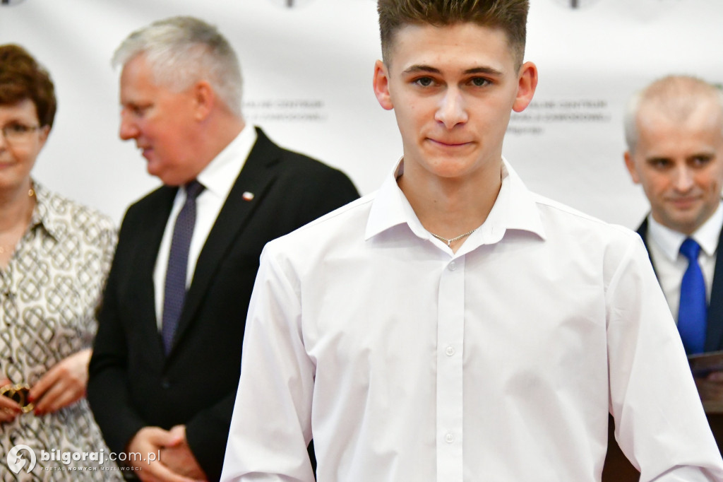 Biłgoraj. Wojewódzkie obchody zakończenie roku szkolnego 2022/2023, z udziałem Lubelskiego Kuratora Oświaty Teresy Misiuk