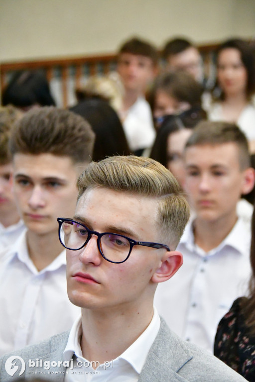 Biłgoraj. Wojewódzkie obchody zakończenie roku szkolnego 2022/2023, z udziałem Lubelskiego Kuratora Oświaty Teresy Misiuk