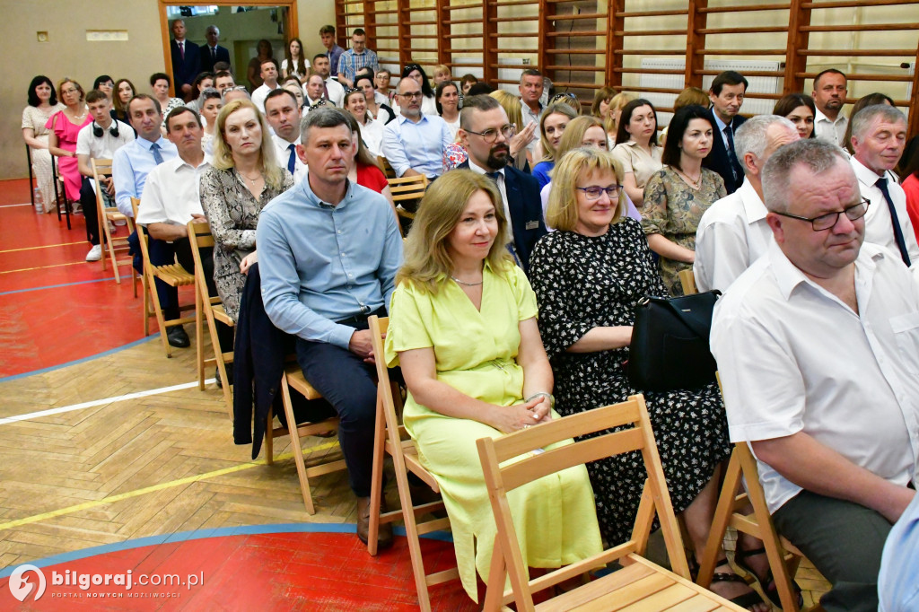 Po 40 latach pracy przeszedł na emeryturę. Pożegnano dziś dyrektora biłgorajskiego Elektryka