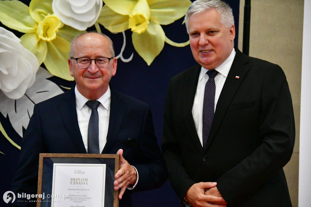 Po 40 latach pracy przeszedł na emeryturę. Pożegnano dziś dyrektora biłgorajskiego Elektryka