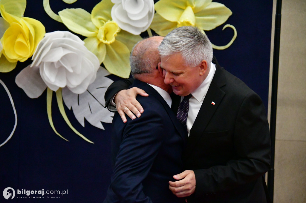 Po 40 latach pracy przeszedł na emeryturę. Pożegnano dziś dyrektora biłgorajskiego Elektryka