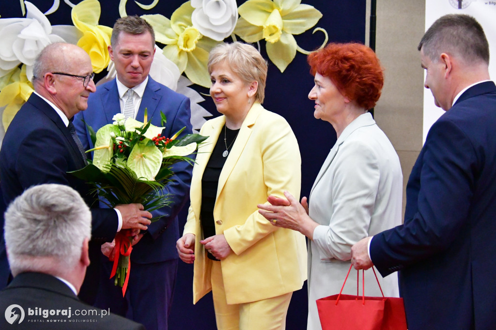 Po 40 latach pracy przeszedł na emeryturę. Pożegnano dziś dyrektora biłgorajskiego Elektryka