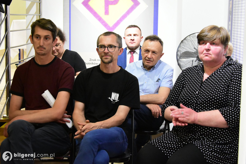 Okolicznościowa kartka Poczty Polskiej upamiętnia bitwę pod Osuchami