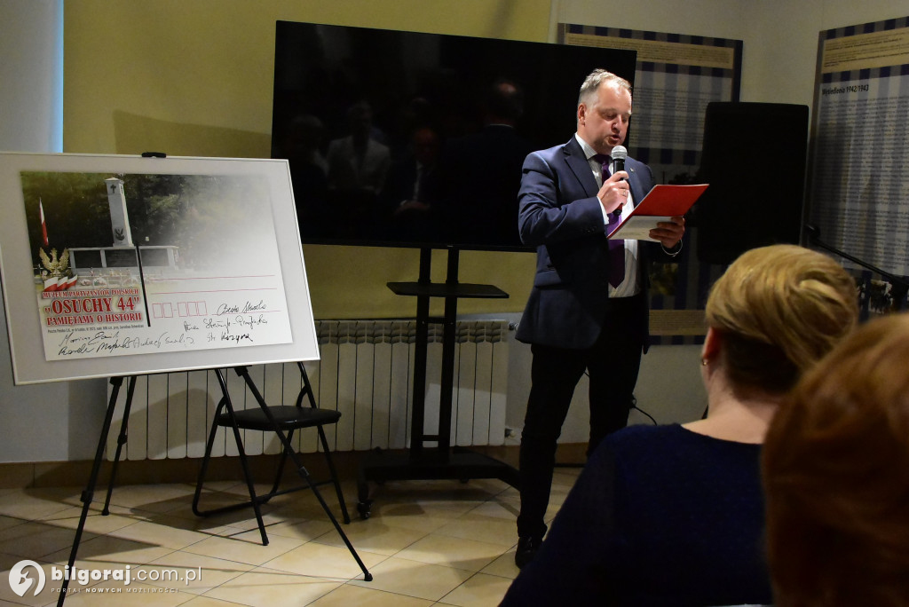 Okolicznościowa kartka Poczty Polskiej upamiętnia bitwę pod Osuchami