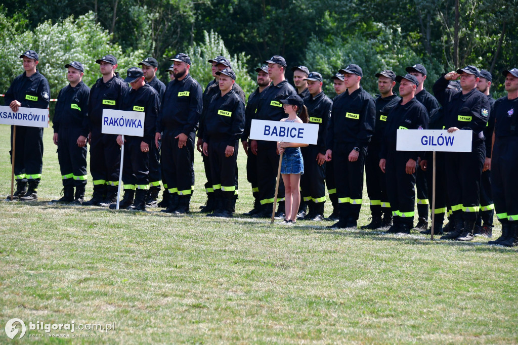 Powiatowe zawody OSP. Druhowie i druhny rywalizowali w Płusach