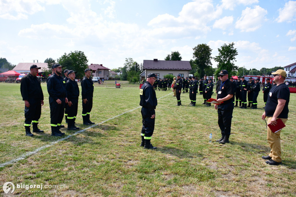 Powiatowe zawody OSP. Druhowie i druhny rywalizowali w Płusach