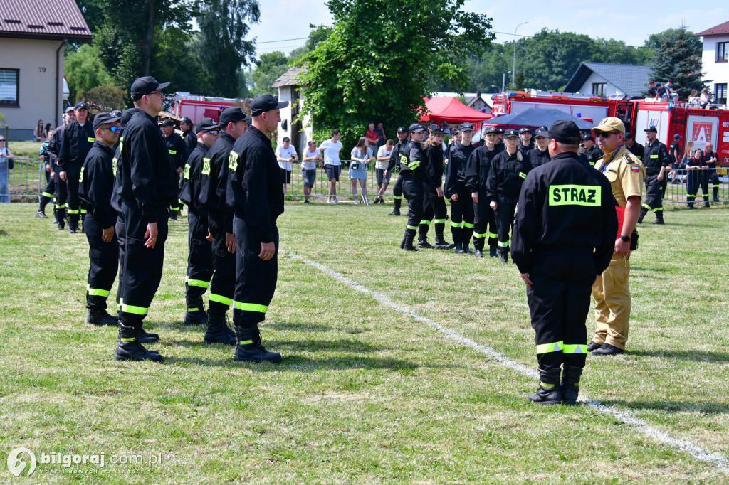 Powiatowe zawody OSP. Druhowie i druhny rywalizowali w Płusach