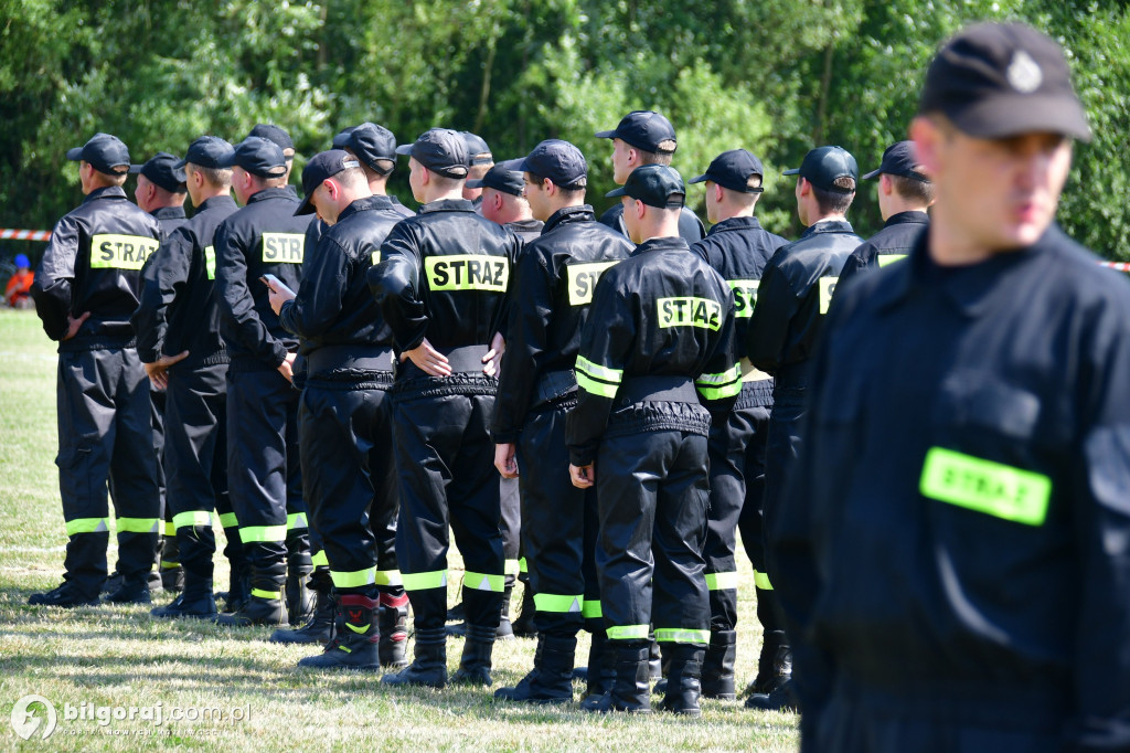 Powiatowe zawody OSP. Druhowie i druhny rywalizowali w Płusach