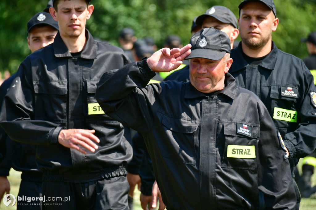 Powiatowe zawody OSP. Druhowie i druhny rywalizowali w Płusach