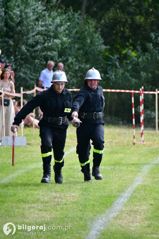 Powiatowe zawody OSP. Druhowie i druhny rywalizowali w Płusach