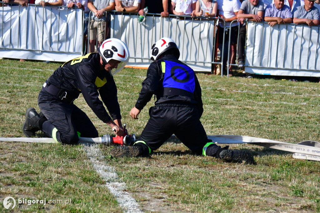 Powiatowe zawody OSP. Druhowie i druhny rywalizowali w Płusach