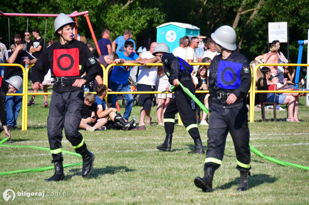 Powiatowe zawody OSP. Druhowie i druhny rywalizowali w Płusach