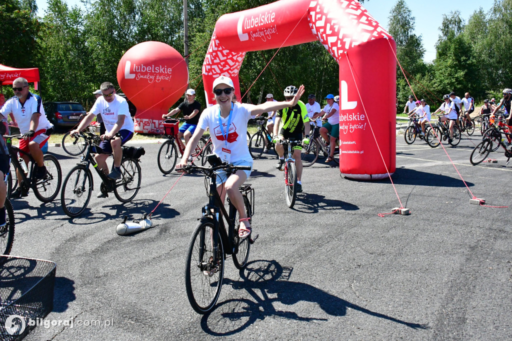 Tour de Lubelskie. Ponad 100 osób na szalku w okolicach Biłgoraja