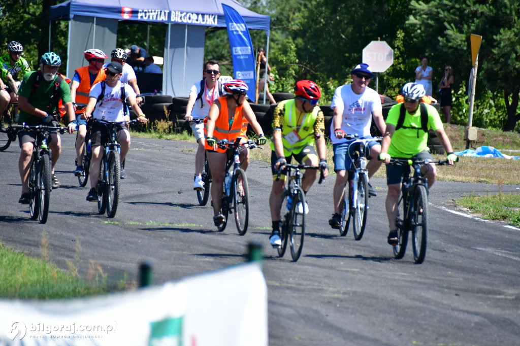 Tour de Lubelskie. Ponad 100 osób na szalku w okolicach Biłgoraja