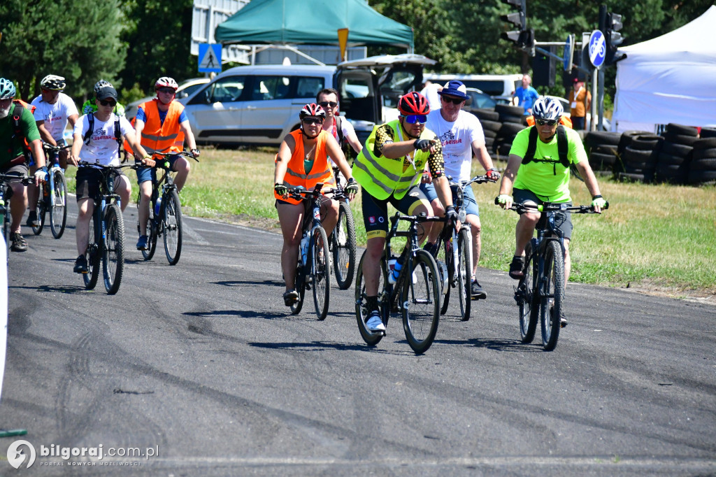 Tour de Lubelskie. Ponad 100 osób na szalku w okolicach Biłgoraja