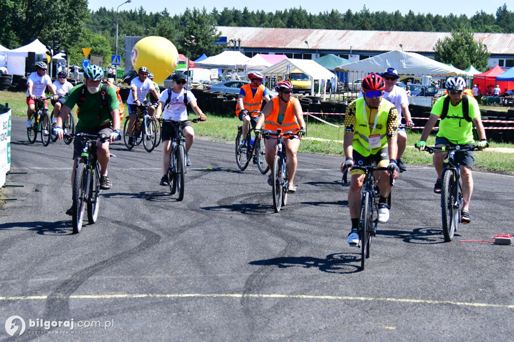 Tour de Lubelskie. Ponad 100 osób na szalku w okolicach Biłgoraja